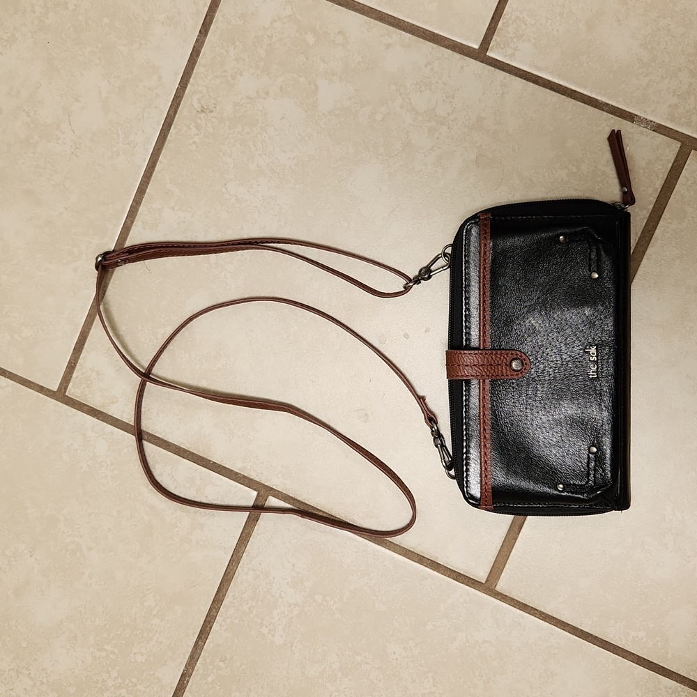 The Sak crossbody credit card bag